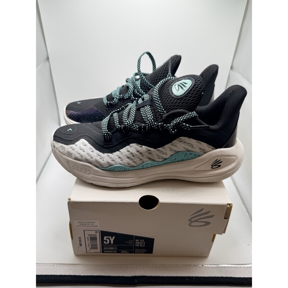 Pre-Owned Under Armour Curry 11 UNISEX Youth 5